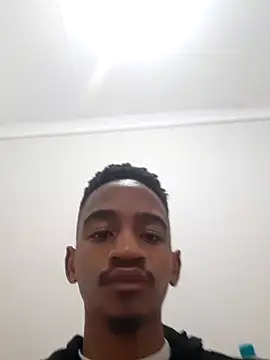 Snapshot of gemini_loops chatting on 4, 11, 2025 gemini loops online show from 4, 11, 2025