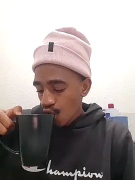 Snapshot of gemini_loops chatting on 18, 11, 2025 gemini loops online show from 18, 11, 2025