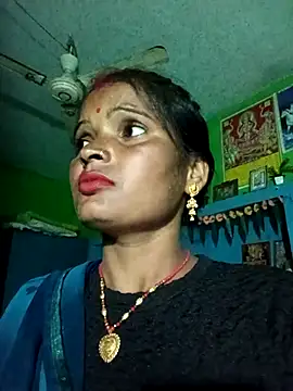 Snapshot of Neelamt12 chatting on 8, 10, 2025 Neelamt12 online show from 8, 10, 2025