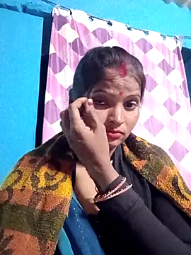 Snapshot of Neelamt12 chatting on 10, 11, 2025 Neelamt12 online show from 10, 11, 2025