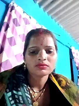 Snapshot of Neelamt12 chatting on 11, 11, 2025 Neelamt12 online show from 11, 11, 2025