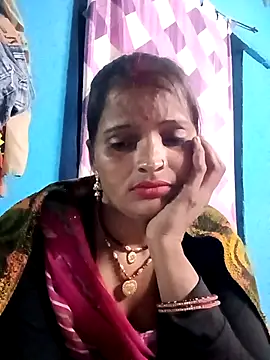 Snapshot of Neelamt12 chatting on 13, 11, 2025 Neelamt12 online show from 13, 11, 2025