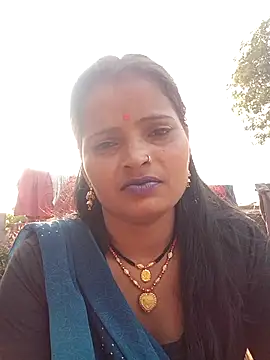Snapshot of Neelamt12 chatting on 17, 11, 2025 Neelamt12 online show from 17, 11, 2025