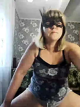 AliceGold5231 online show from 10, 9, 2025