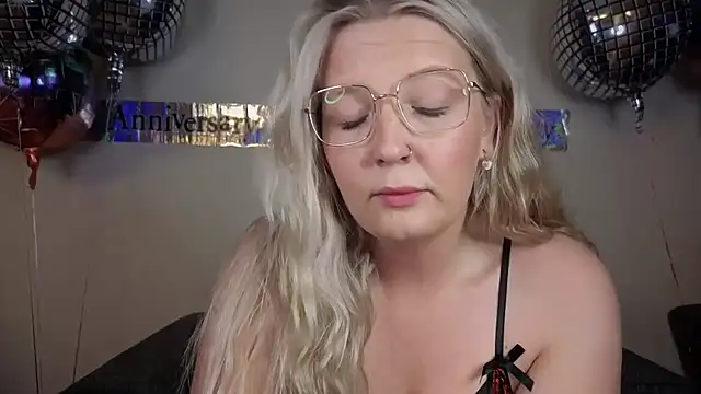 Snapshot of Daisyxoxo_ chatting on 20, 9, 2025 Daisyxoxo online show from 20, 9, 2025