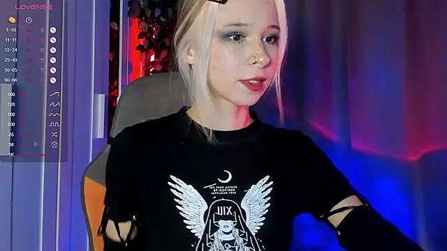 Snapshot of MiSeki chatting on 12, 11, 2025 MiSeki online show from 12, 11, 2025