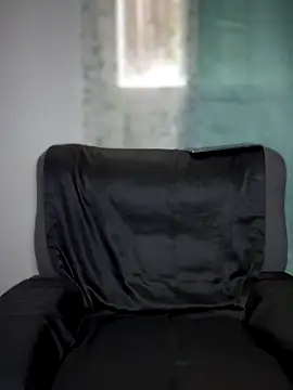  foreigntitts online show from 13, 10, 2025