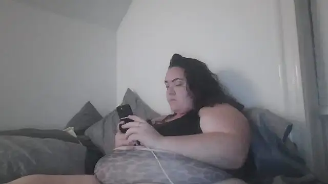 RoseNherThorns online show from 20, 9, 2025