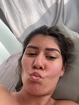 miss silvia online show from 27, 10, 2025