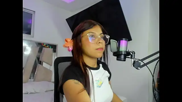 Snapshot of Goddes_any chatting on 2, 11, 2025 Goddes any online show from 2, 11, 2025