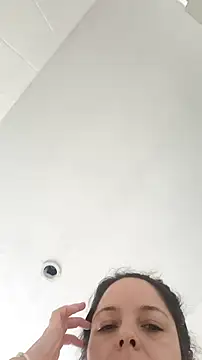 Snapshot of bibi_perigoBr chatting on 26, 10, 2025 bibi perigoBr online show from 26, 10, 2025