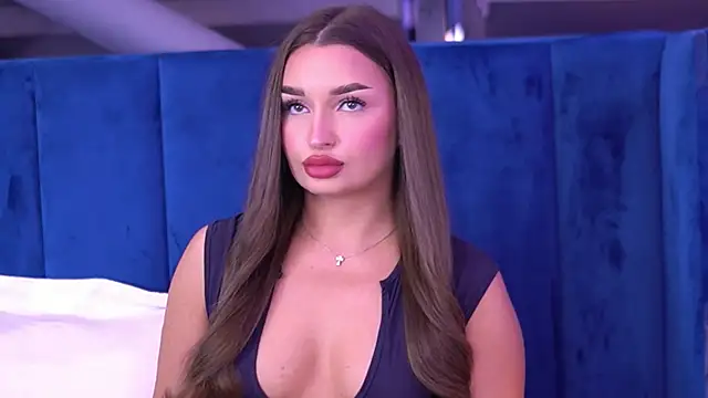 Snapshot of MillaSerene chatting on 18, 10, 2025 MillaSerene online show from 18, 10, 2025