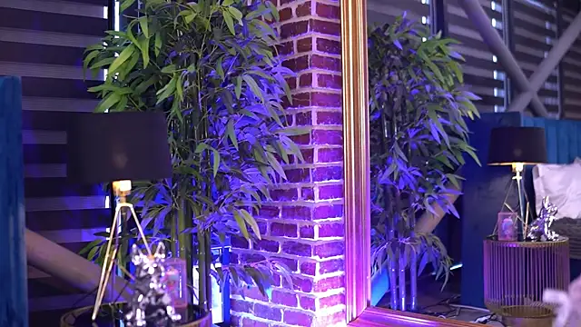 Snapshot of MillaSerene chatting on 1, 11, 2025 MillaSerene online show from 1, 11, 2025