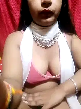 Snapshot of Babe_Doll04 chatting on 8, 10, 2025 Babe Doll04 online show from 8, 10, 2025