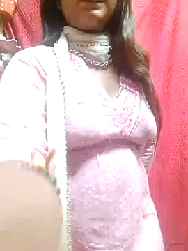 Snapshot of Babe_Doll04 chatting on 20, 10, 2025 Babe Doll04 online show from 20, 10, 2025