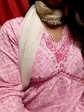 Snapshot of Babe_Doll04 chatting on 25, 10, 2025 Babe Doll04 online show from 25, 10, 2025