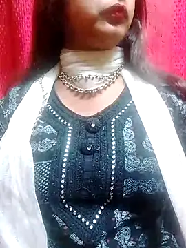 Snapshot of Babe_Doll04 chatting on 28, 10, 2025 Babe Doll04 online show from 28, 10, 2025