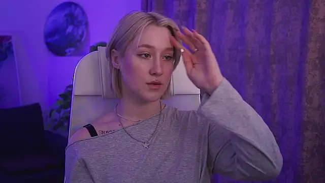 Snapshot of CinBellamy chatting on 30, 3, 2026 CinBellamy online show from 30, 3, 2026