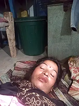 MISS LOVE 001 online show from 6, 11, 2025