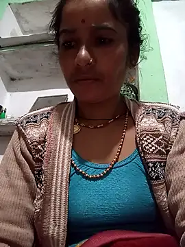 MISS LOVE 001 online show from 5, 12, 2025