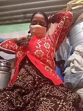 MISS LOVE 001 online show from 14, 12, 2025