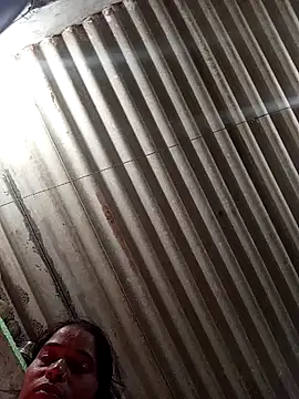 MISS LOVE 001 online show from 31, 1, 2026