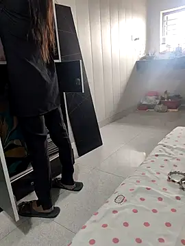 Snapshot of Radhika_01 chatting on 13, 11, 2025 Radhika 01 online show from 13, 11, 2025