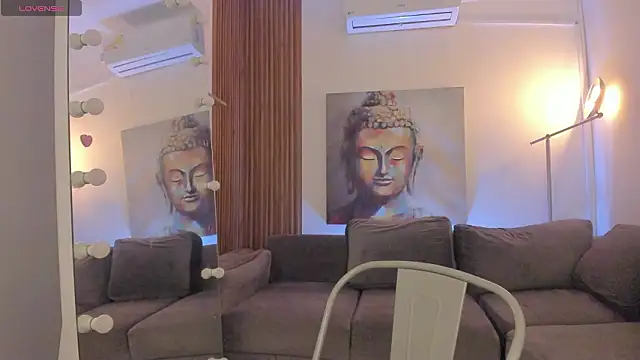 cinnia  online show from 4, 3, 2026