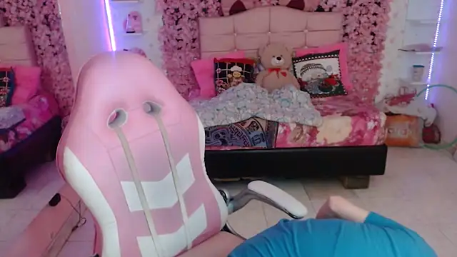 Littlecat 1 online show from 23, 11, 2025