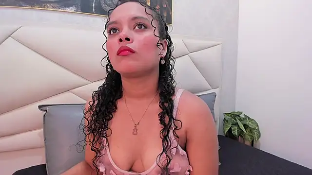 ValeriaJulio  online show from 17, 1, 2026