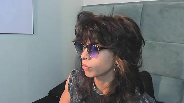 Dereck Manson online show from 24, 10, 2025