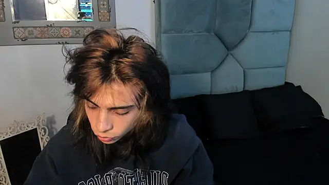 Dereck Manson online show from 10, 11, 2025