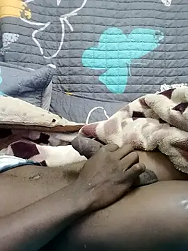 Snapshot of thabang2222 chatting on 10, 9, 2025 thabang2222 online show from 10, 9, 2025