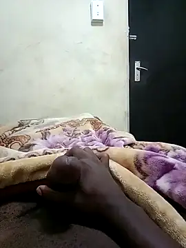 Snapshot of thabang2222 chatting on 16, 10, 2025 thabang2222 online show from 16, 10, 2025