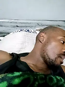 Snapshot of thabang2222 chatting on 24, 10, 2025 thabang2222 online show from 24, 10, 2025