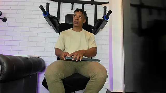 ItaloMoore online show from 22, 3, 2026