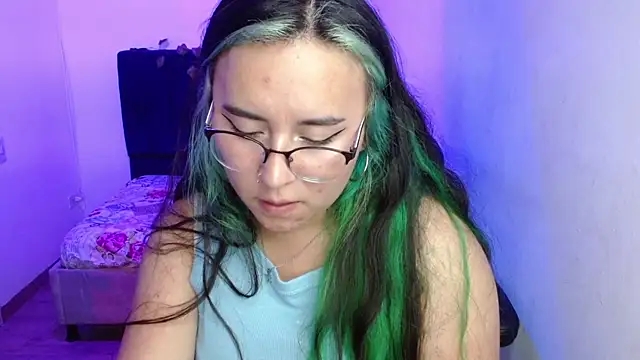 Snapshot of SashaGrey__ chatting on 24, 11, 2025 SashaGrey online show from 24, 11, 2025