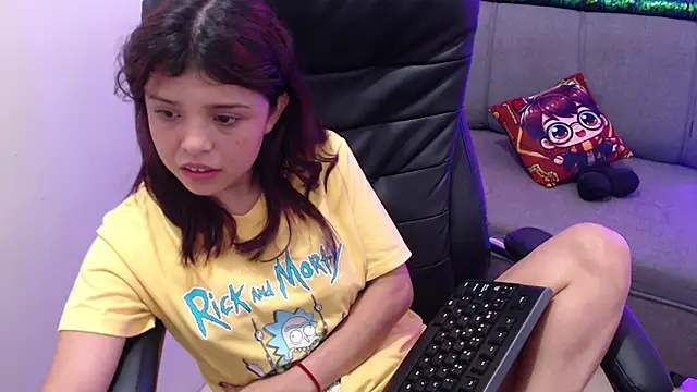 minnie cake online show from 10, 10, 2025