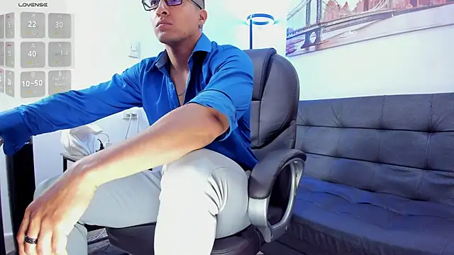 Dash Bukoski online show from 21, 10, 2025