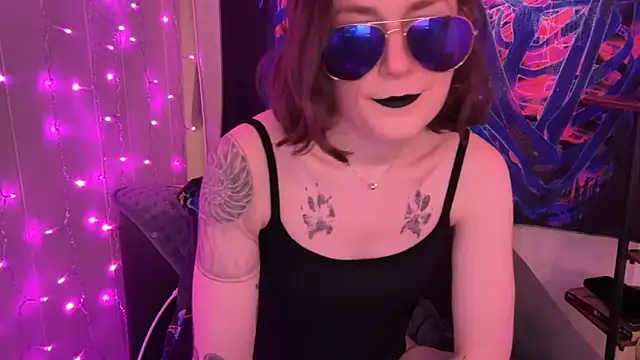 mistressannafoxx online show from 12, 10, 2025