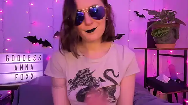 mistressannafoxx online show from 4, 12, 2025