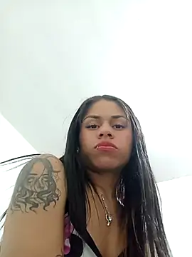 toxic sweet  online show from 25, 11, 2025