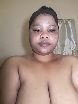 PRINCESSEMELXX93 online show from 28, 10, 2025