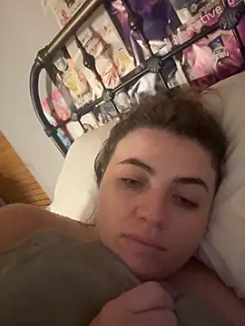 Snapshot of M1l3yD3w chatting on 26, 9, 2025 M1l3yD3w online show from 26, 9, 2025