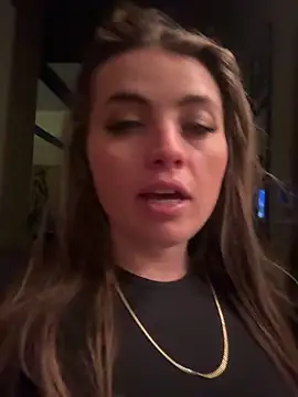 Snapshot of M1l3yD3w chatting on 2, 2, 2026 M1l3yD3w online show from 2, 2, 2026