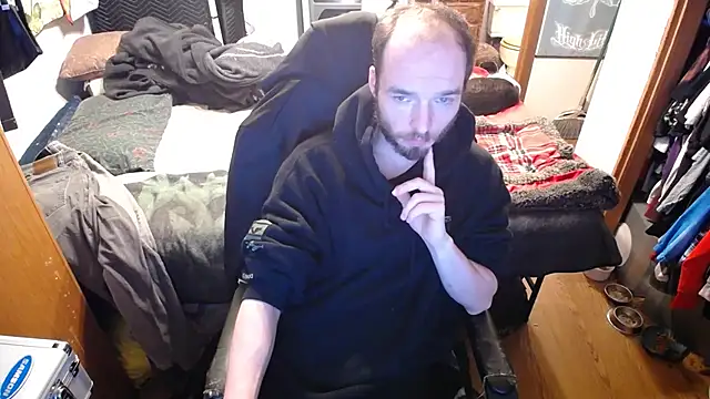 Snapshot of womenhateme69 chatting on 22, 11, 2025 womenhateme69 online show from 22, 11, 2025