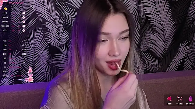 Yuki Star online show from 13, 9, 2025