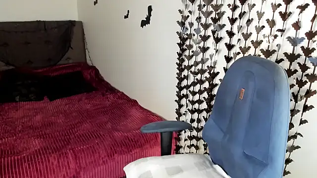 AndrianaBelle online show from 5, 11, 2025