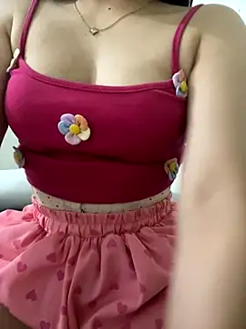 Snapshot of lanlan_girl2k chatting on 25, 9, 2025 lanlan girl2k online show from 25, 9, 2025