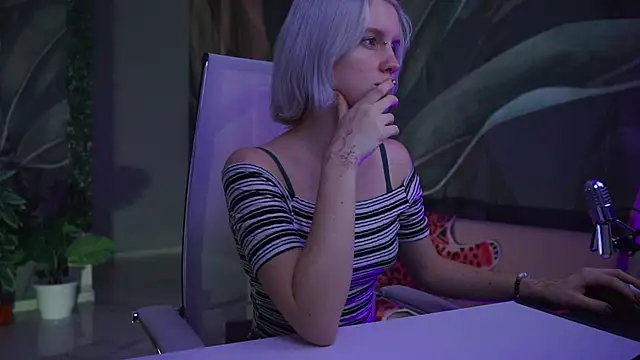 BethanyCloud online show from 2, 12, 2025